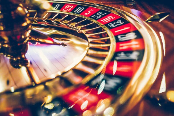 takjub mobile app showing Dream Number table lobby with multiple game options